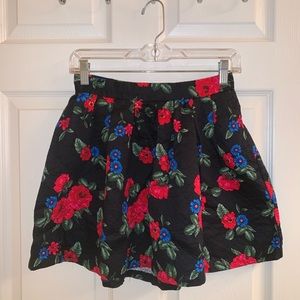 Forever 21 Floral Skirt. Used. Size small. W 24